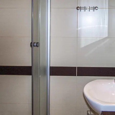 2 Bedroom Beautiful In Nowecin